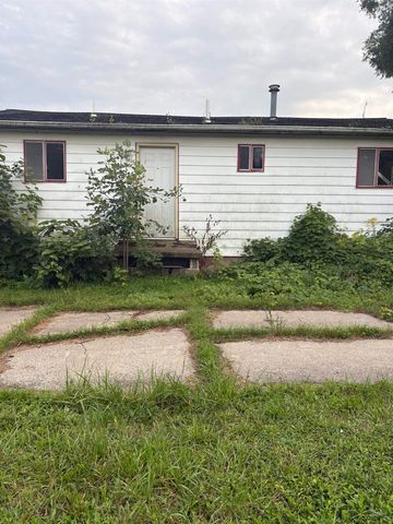 545 S 10th Street, Saginaw, MI 48601
