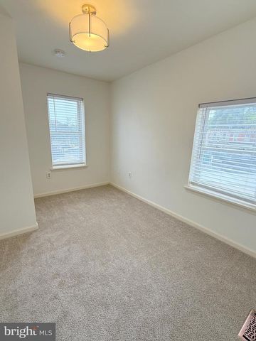 1110 N WALNUT ST, Wilmington, DE 19801