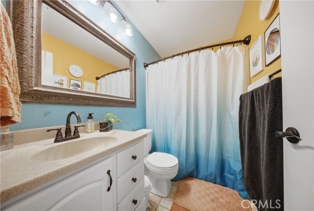 8462 E Amberwood, Anaheim, CA 92808