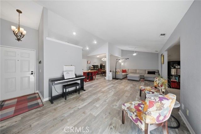 8462 E Amberwood, Anaheim, CA 92808