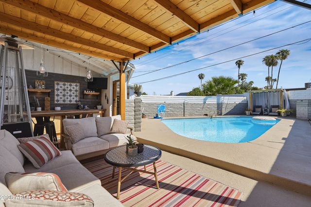 13419 N CANTERBURY Drive, Phoenix, AZ 85023