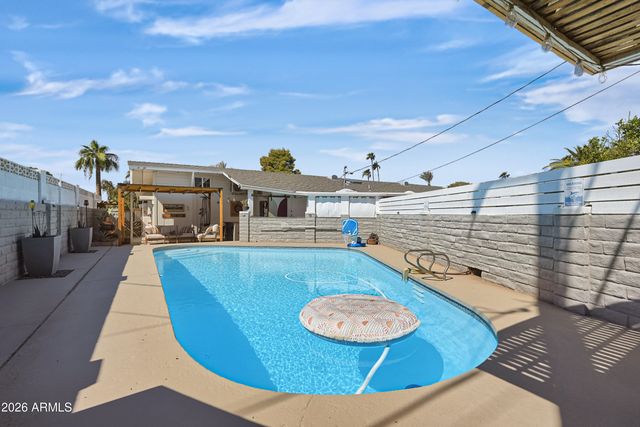 13419 N CANTERBURY Drive, Phoenix, AZ 85023