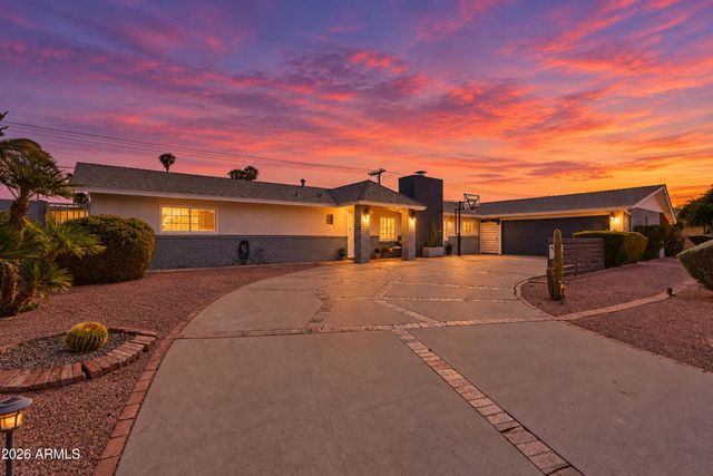 13419 N CANTERBURY Drive, Phoenix, AZ 85023