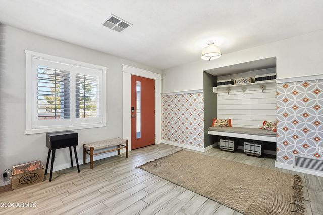 13419 N CANTERBURY Drive, Phoenix, AZ 85023