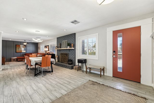 13419 N CANTERBURY Drive, Phoenix, AZ 85023