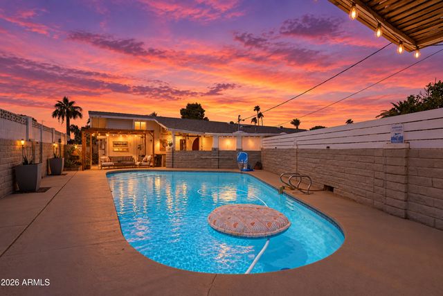 13419 N CANTERBURY Drive, Phoenix, AZ 85023