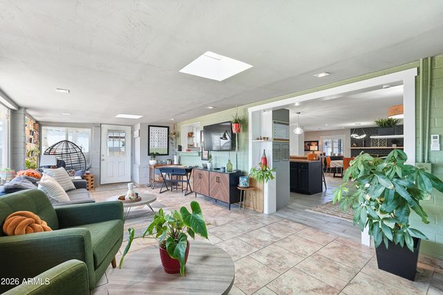 13419 N CANTERBURY Drive, Phoenix, AZ 85023