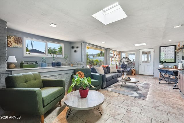 13419 N CANTERBURY Drive, Phoenix, AZ 85023