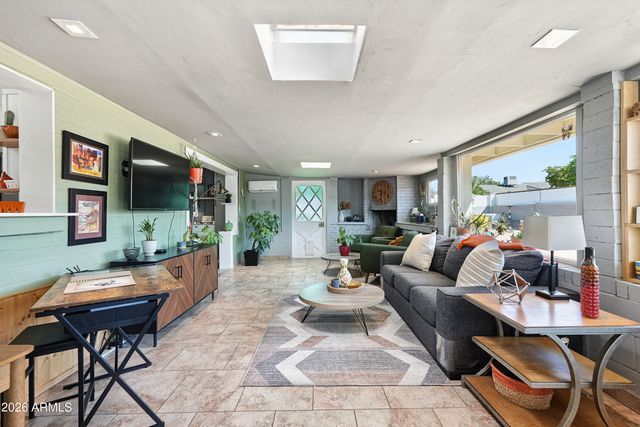 13419 N CANTERBURY Drive, Phoenix, AZ 85023