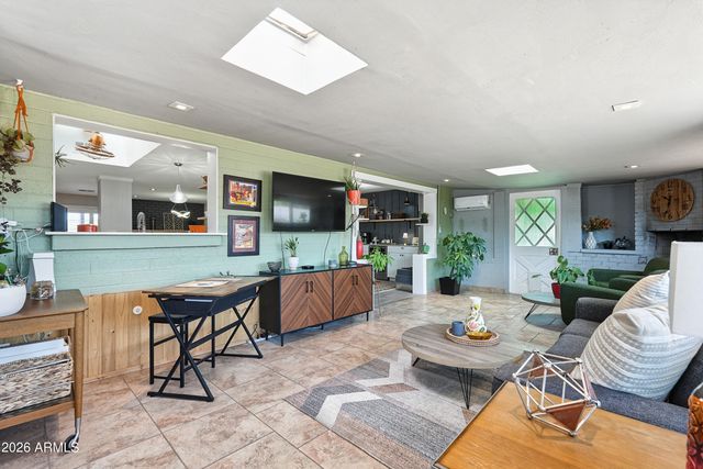 13419 N CANTERBURY Drive, Phoenix, AZ 85023