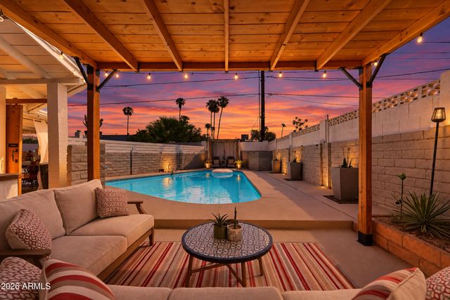 13419 N CANTERBURY Drive, Phoenix, AZ 85023