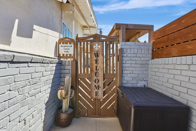 13419 N CANTERBURY Drive, Phoenix, AZ 85023
