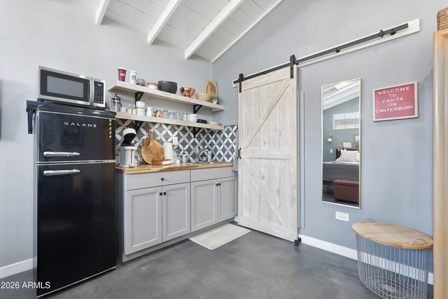 13419 N CANTERBURY Drive, Phoenix, AZ 85023