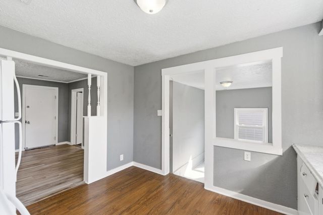 1508 E Livingston Street, Springfield, MO 65803