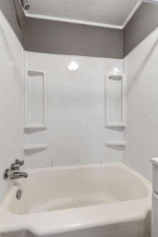 1508 E Livingston Street, Springfield, MO 65803