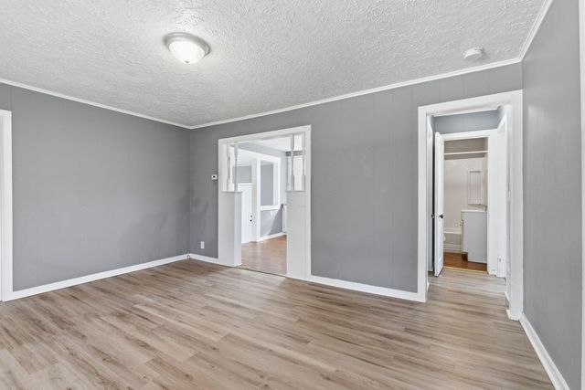 1508 E Livingston Street, Springfield, MO 65803