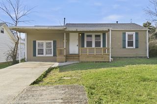 1508 E Livingston Street, Springfield, MO 65803