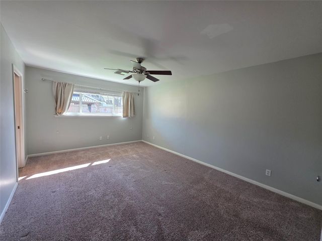 11219 Valley Spring Drive, Houston, TX 77043