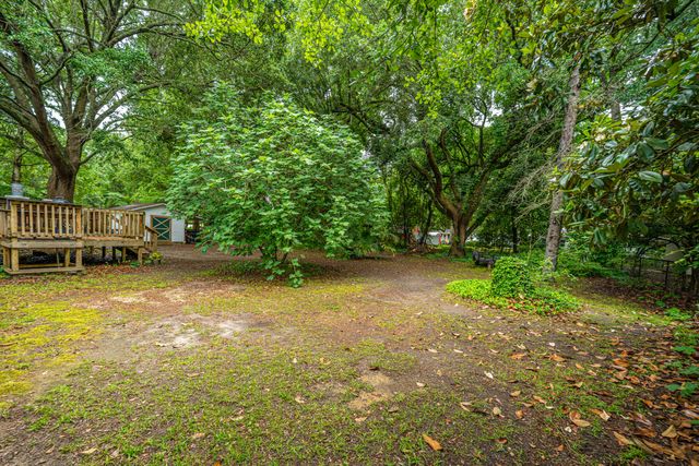 725 Hildebrand Drive, Bonneau, SC 29431