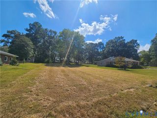 5429 Pineland Rd, North Chesterfield, VA 23234