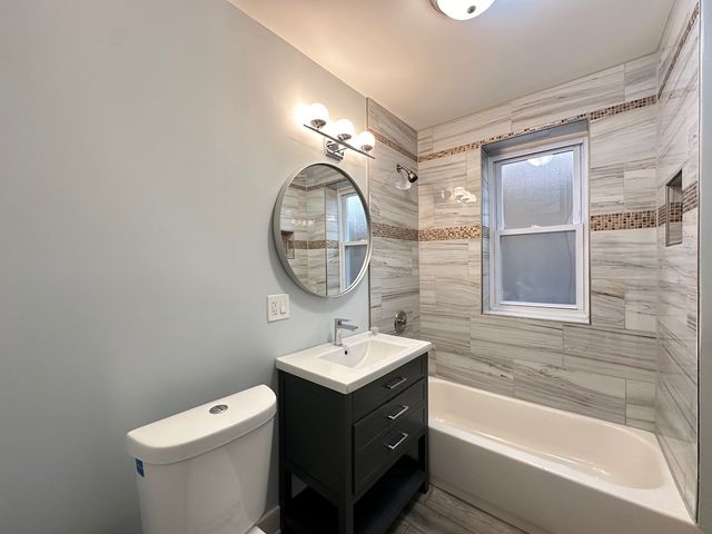 4148 W Cermak Road GARDEN, Chicago, IL 60623