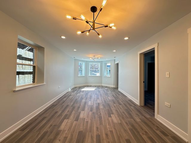 4148 W Cermak Road GARDEN, Chicago, IL 60623