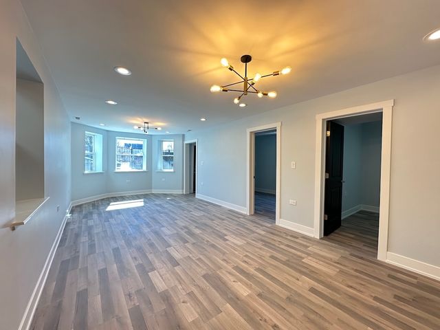 4148 W Cermak Road GARDEN, Chicago, IL 60623