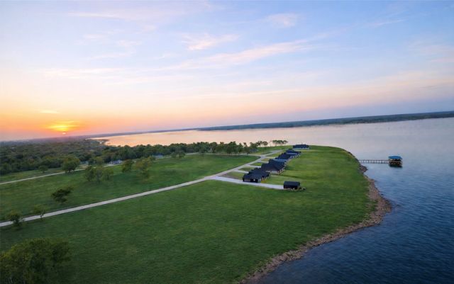 253 Caro Drive, West Tawakoni, TX 75474