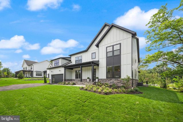 9437 OLD COURTHOUSE RD, Vienna, VA 22182