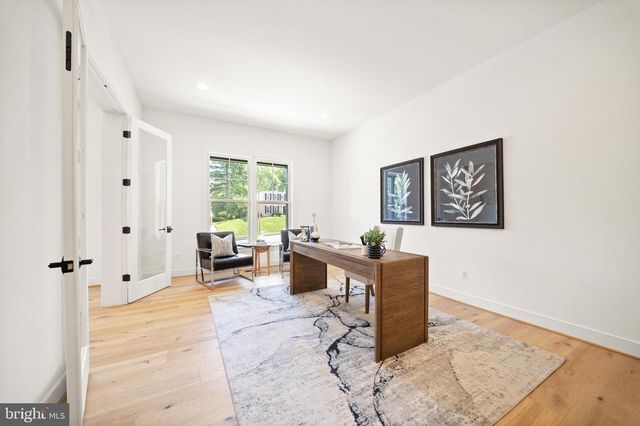 9437 OLD COURTHOUSE RD, Vienna, VA 22182