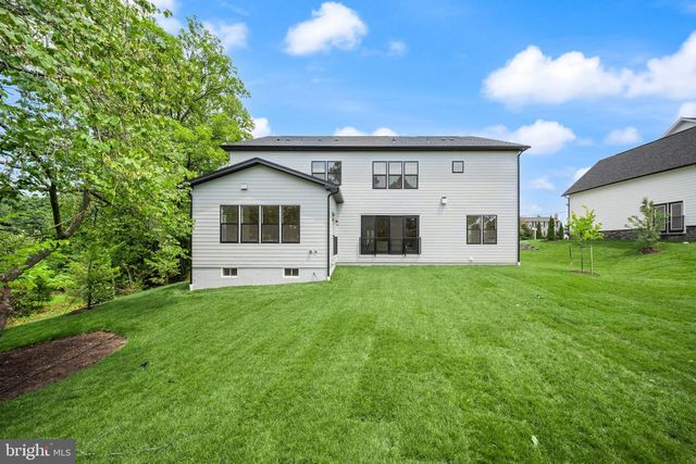 9437 OLD COURTHOUSE RD, Vienna, VA 22182