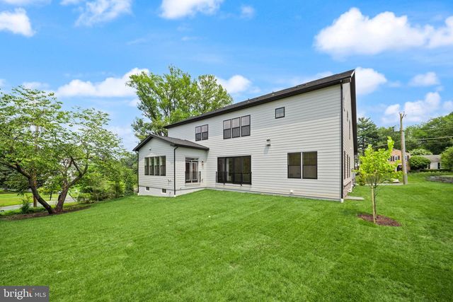 9437 OLD COURTHOUSE RD, Vienna, VA 22182