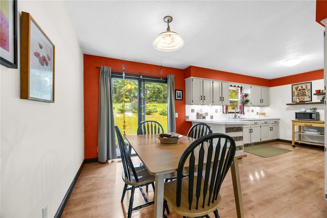 2623 Westwood Drive NW, Cedar Rapids, IA 52405