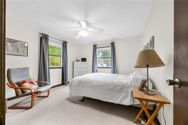 2623 Westwood Drive NW, Cedar Rapids, IA 52405