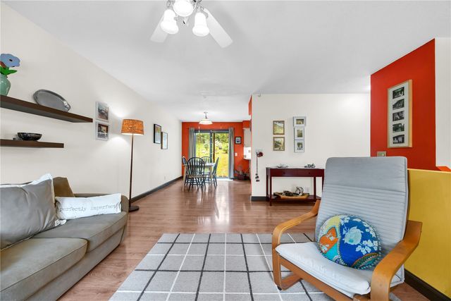2623 Westwood Drive NW, Cedar Rapids, IA 52405