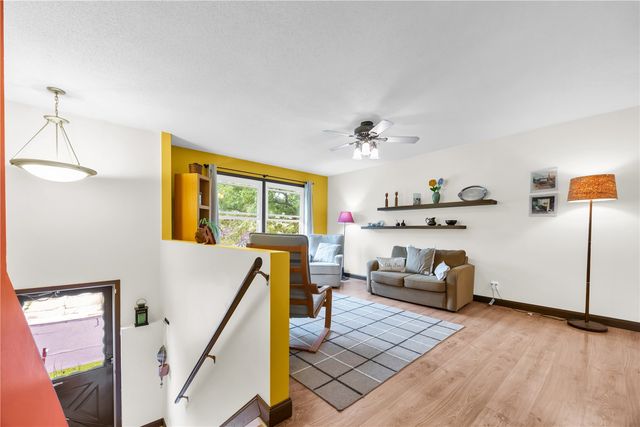 2623 Westwood Drive NW, Cedar Rapids, IA 52405