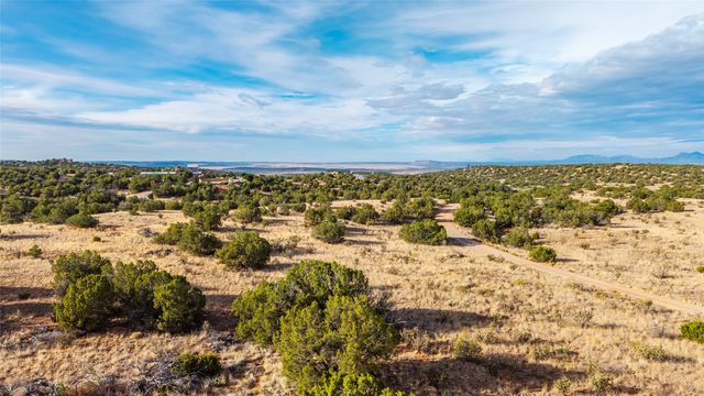 30 Silver Saddle, Lamy, NM 87540