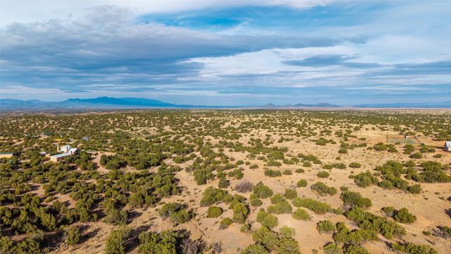 30 Silver Saddle, Lamy, NM 87540