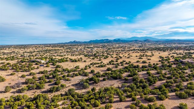 30 Silver Saddle, Lamy, NM 87540