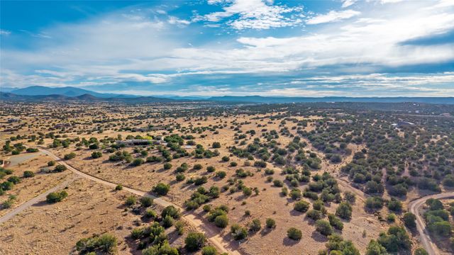 30 Silver Saddle, Lamy, NM 87540
