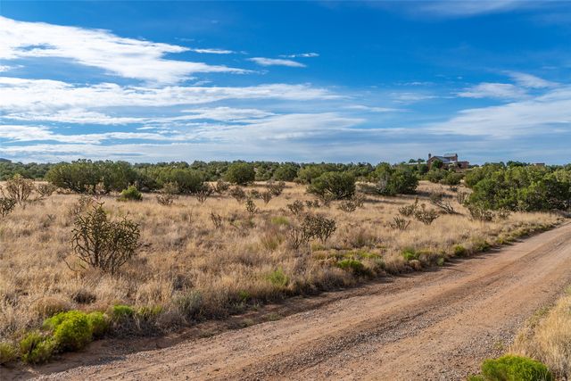 30 Silver Saddle, Lamy, NM 87540