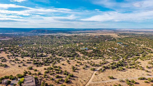30 Silver Saddle, Lamy, NM 87540