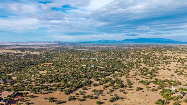 30 Silver Saddle, Lamy, NM 87540