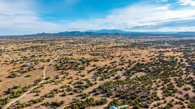 30 Silver Saddle, Lamy, NM 87540