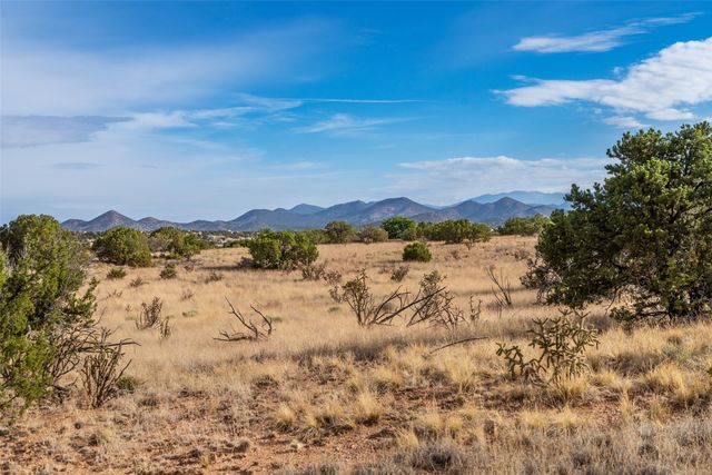30 Silver Saddle, Lamy, NM 87540
