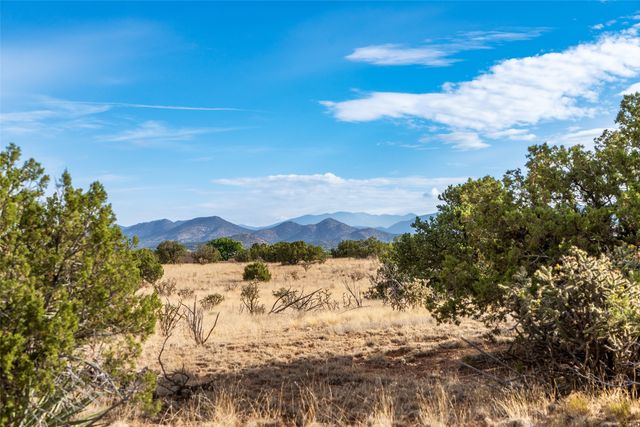 30 Silver Saddle, Lamy, NM 87540
