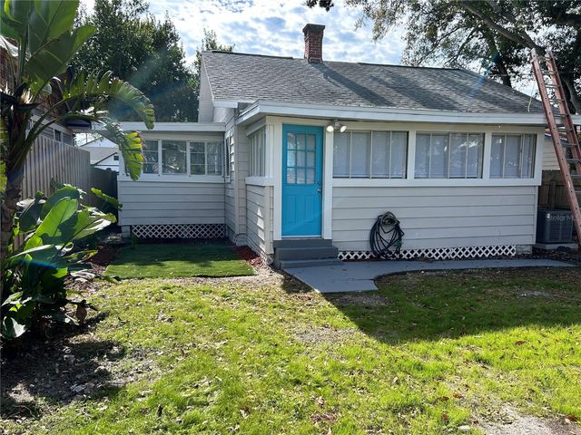 2443 4TH AVENUE N, St Petersburg, FL 33713