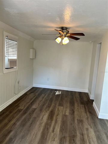 2443 4TH AVENUE N, St Petersburg, FL 33713