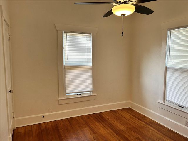 2443 4TH AVENUE N, St Petersburg, FL 33713