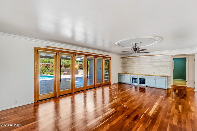 5822 N 23RD Place, Phoenix, AZ 85016